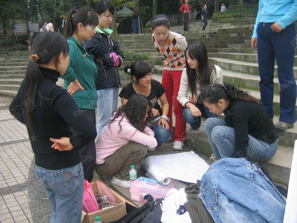 ���ֶ��죺����鿴����