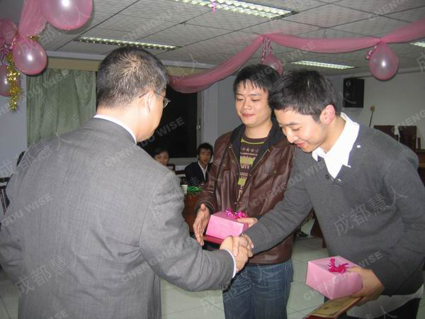 ����У���䷢����ѧԱ��������鿴����