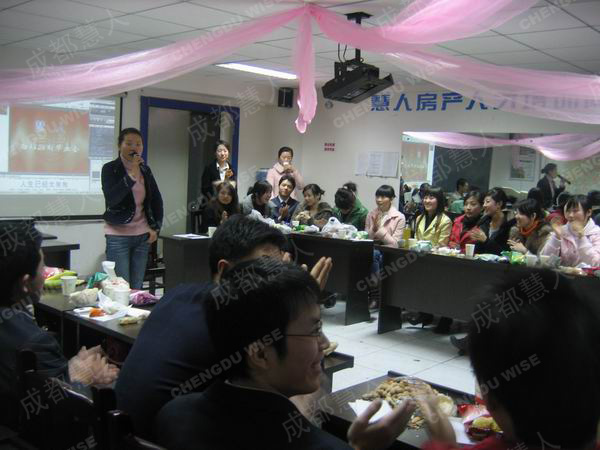 ��÷Ϸ-<Ů����>������鿴����